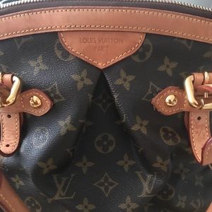 Authentic Louis Vuitton Tivoli